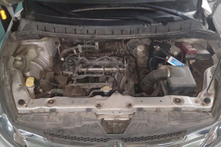 Used FORTHING Joyear SUV 2012 1.6L Luxury Model Engine Bay