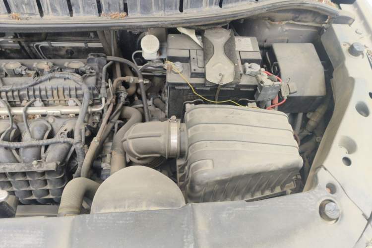 Used FORTHING Joyear SUV 2012 1.6L Deluxe Model Engine Bay Left
