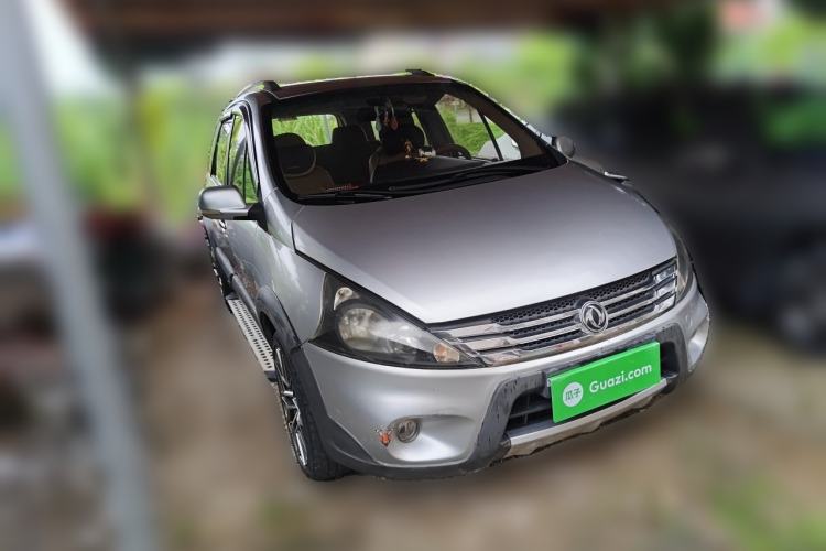 Used FORTHING Joyear SUV 2012 1.6L Luxury Model Front Right 45 Deg
