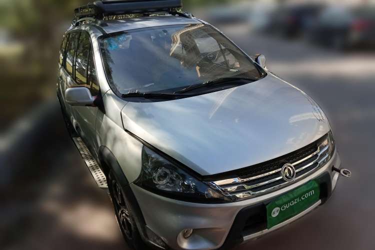 Used FORTHING Joyear SUV 2012 1.6L Luxury Model Front Right 45 Deg
