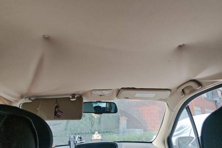 Used FORTHING Joyear SUV 2012 1.6L Luxury Model Headliner
