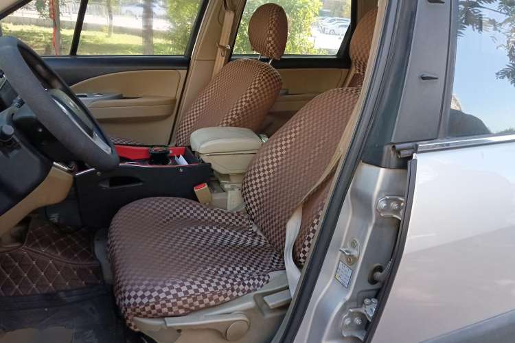 Used FORTHING Joyear SUV 2012 1.6L Luxury Model Left Front Seat
