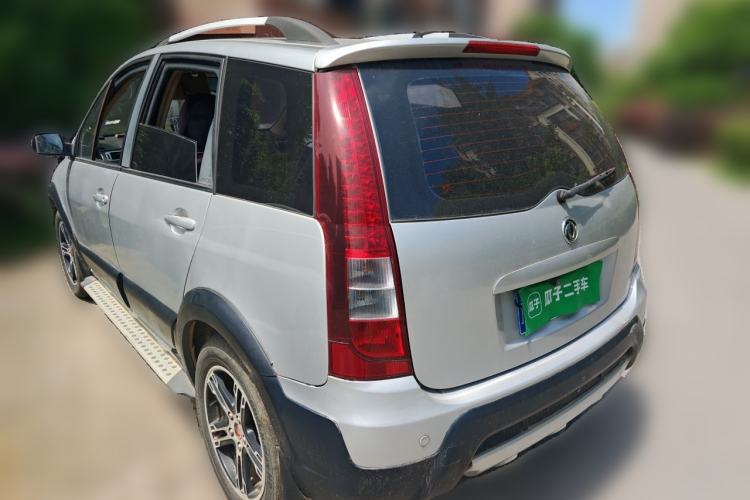 Used FORTHING Joyear SUV 2012 1.6L Luxury Model Rear Left 45 Deg