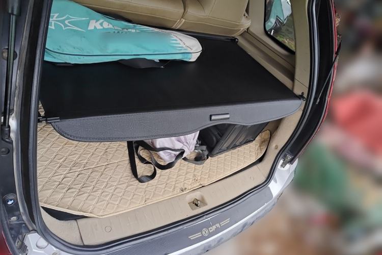 Used FORTHING Joyear SUV 2012 1.6L Luxury Model Trunk
