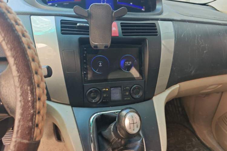 Used FORTHING Joyear SUV 2012 1.6L Luxury Model Audio And AC Panel