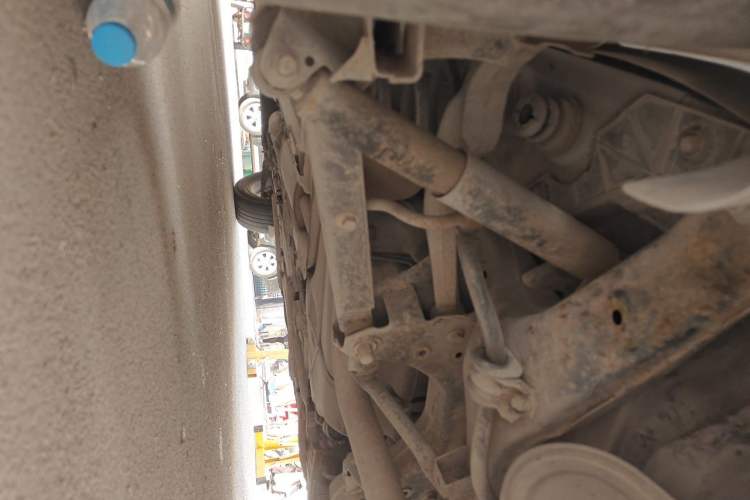Used FORTHING Joyear SUV 2012 1.6L Luxury Model Chassis Rear Left