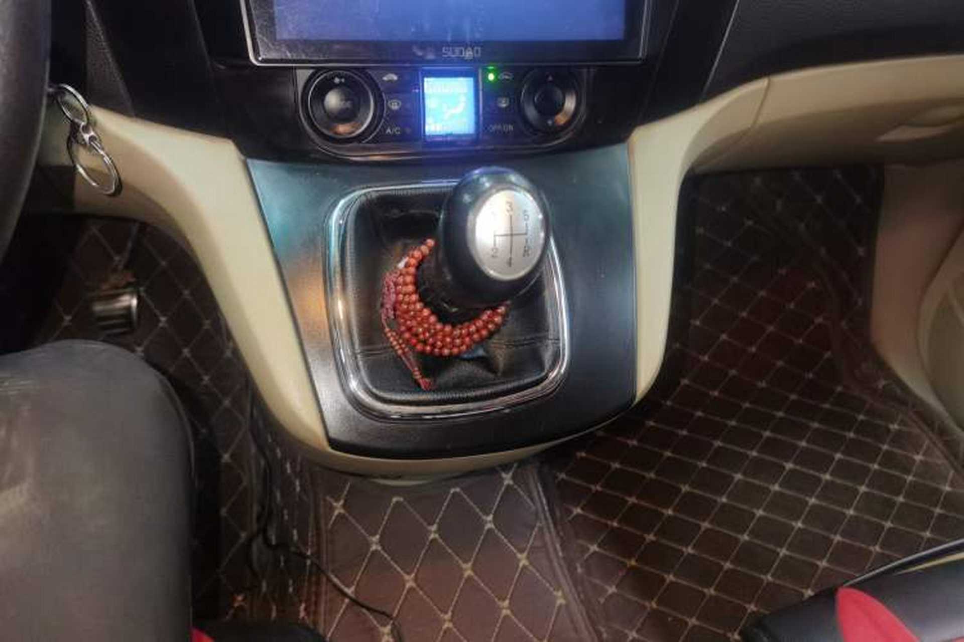 Used FORTHING Joyear SUV 2012 1.6L Luxury Model Gear Lever