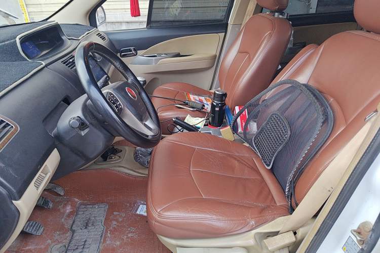 Used FORTHING Joyear SUV 2012 1.6L Luxury Model Left Front Seat