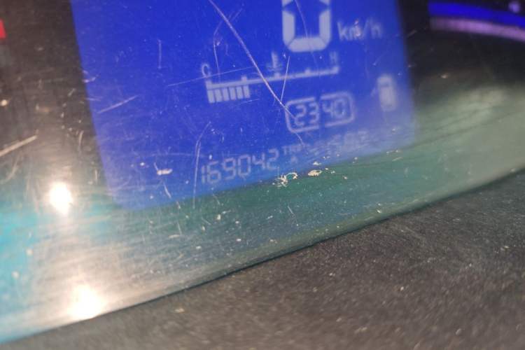 Used FORTHING Joyear SUV 2012 1.6L Luxury Model Odometer Close Up