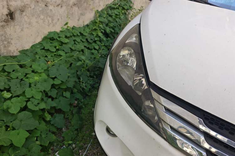 Used FORTHING Joyear SUV 2012 1.6L Luxury Model Right Front Headlight