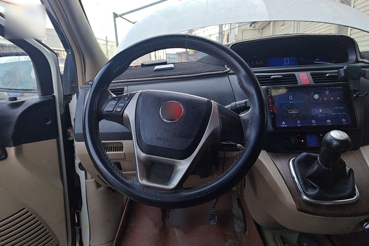 Used FORTHING Joyear SUV 2012 1.6L Luxury Model Steering Wheel