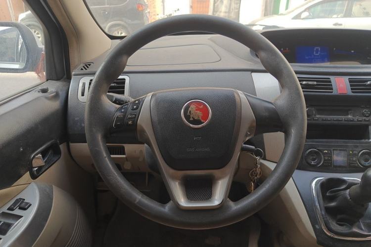 Used FORTHING Joyear SUV 2012 1.6L Luxury Model Steering Wheel