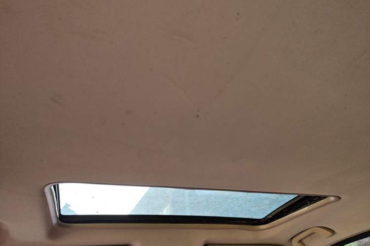 Used FORTHING Joyear SUV 2012 1.6L Deluxe Model Headliner