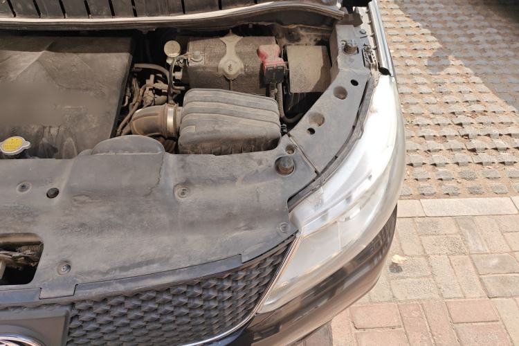 Used FORTHING Joyear X3 2014 1.5L Luxury Model Engine Bay Left