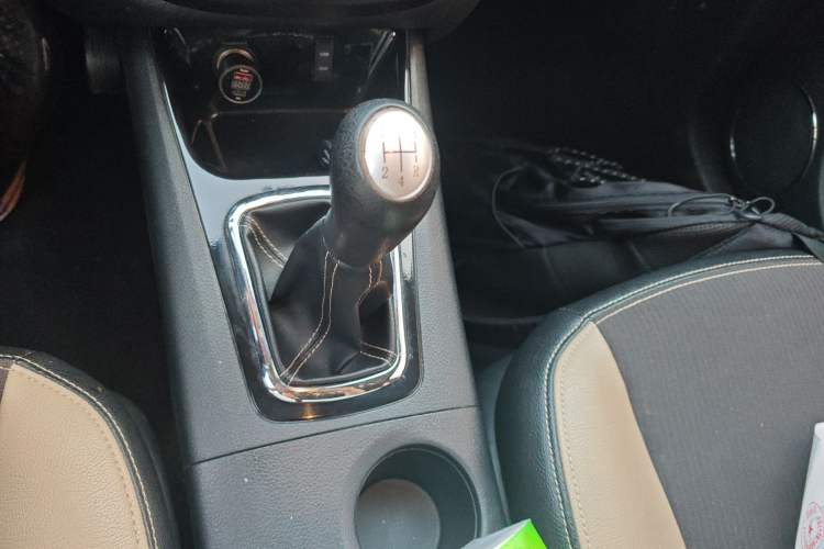 Used FORTHING Joyear X3 2014 1.5L Luxury Model Gear Lever