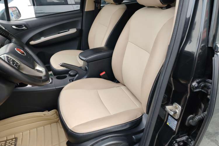 Used FORTHING Joyear X3 2014 1.5L Deluxe Edition Left Front Seat