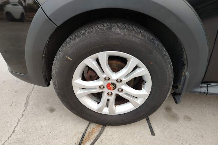 Used FORTHING Joyear X3 2014 1.5L Deluxe Edition Left Front Wheel Hub