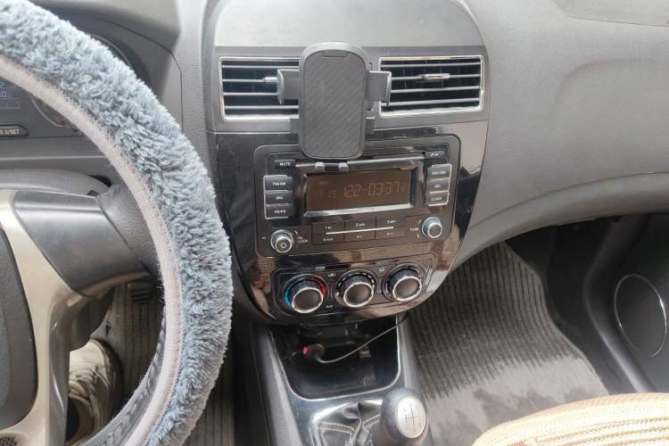 Used FORTHING Joyear X3 2014 1.5L Luxury Model Audio And AC Panel
