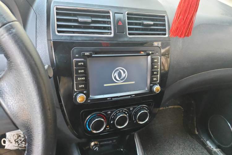 Used FORTHING Joyear X3 2014 1.5L Luxury Model Audio And AC Panel