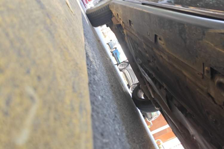 Used FORTHING Joyear X3 2014 1.5L Luxury Model Chassis Front Right