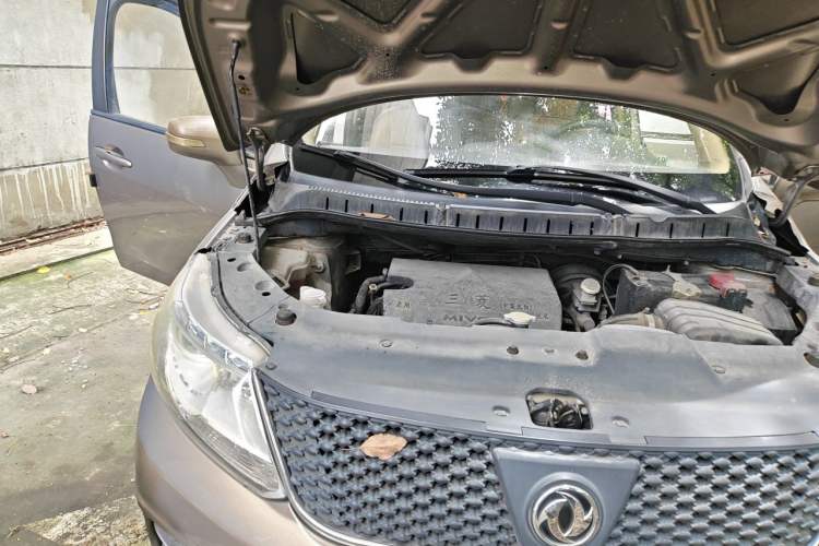 Used FORTHING Joyear X3 2014 1.5L Deluxe Edition Engine Bay Right