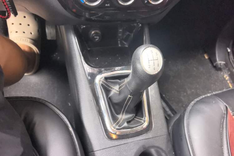 Used FORTHING Joyear X3 2014 1.5L Comfort Model Gear Lever