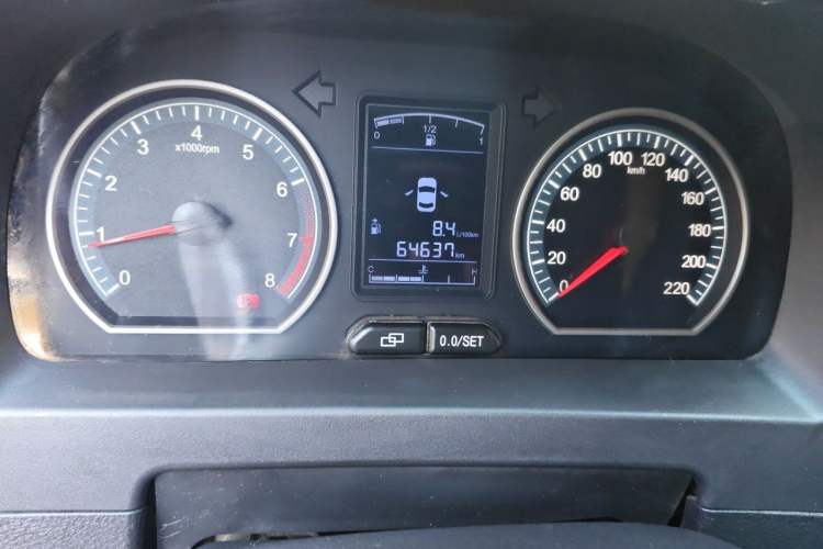 Used FORTHING Joyear X3 2014 1.5L Luxury Model Odometer Close Up
