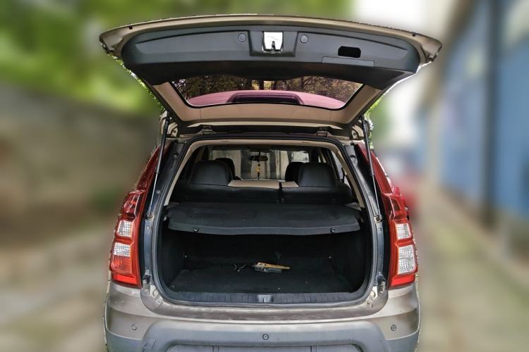 Used FORTHING Joyear X3 2014 1.5L Deluxe Edition Trunk