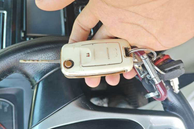Used FORTHING Joyear X3 2014 1.5L Luxury Model Vehicle Key
