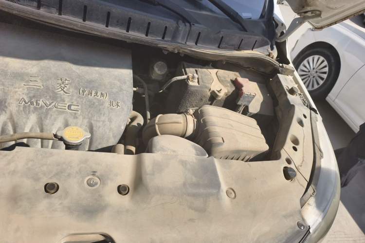 Used FORTHING Joyear X3 2014 1.5L Luxury Model Engine Bay Left