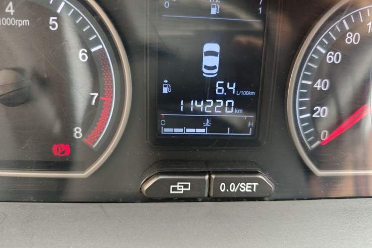 Used FORTHING Joyear X3 2014 1.5L Comfort Model Odometer Close Up