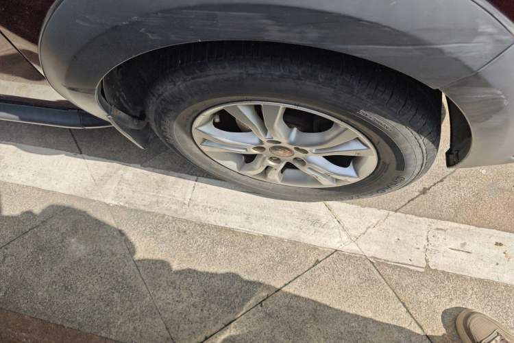 Used FORTHING Joyear X3 2014 1.5L Comfort Model Right Front Wheel Hub