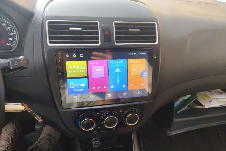 Used FORTHING Joyear X3 2014 1.5L Luxury Model Audio And AC Panel