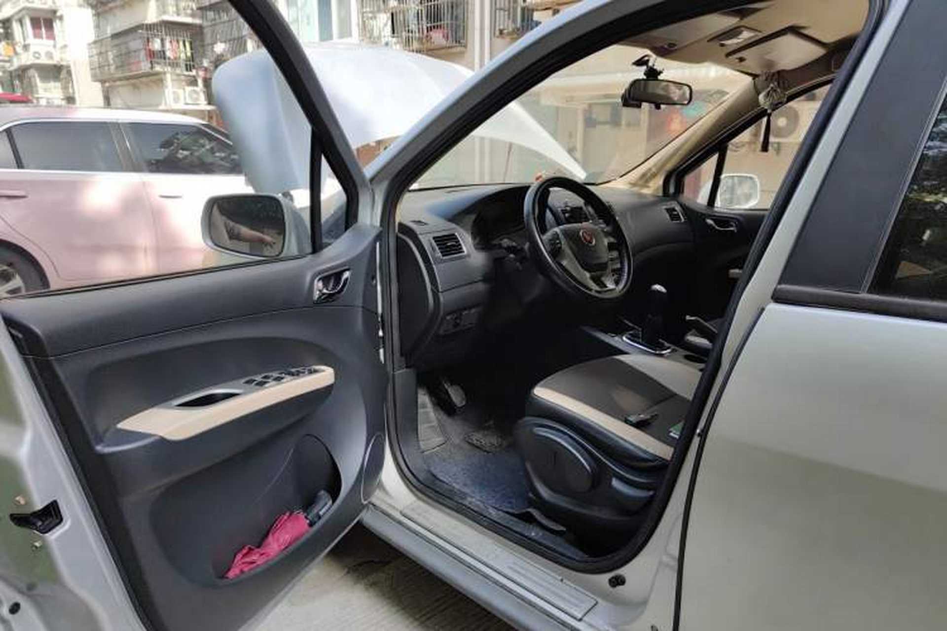 Used FORTHING Joyear X3 2014 1.5L Luxury Model Driver Seat