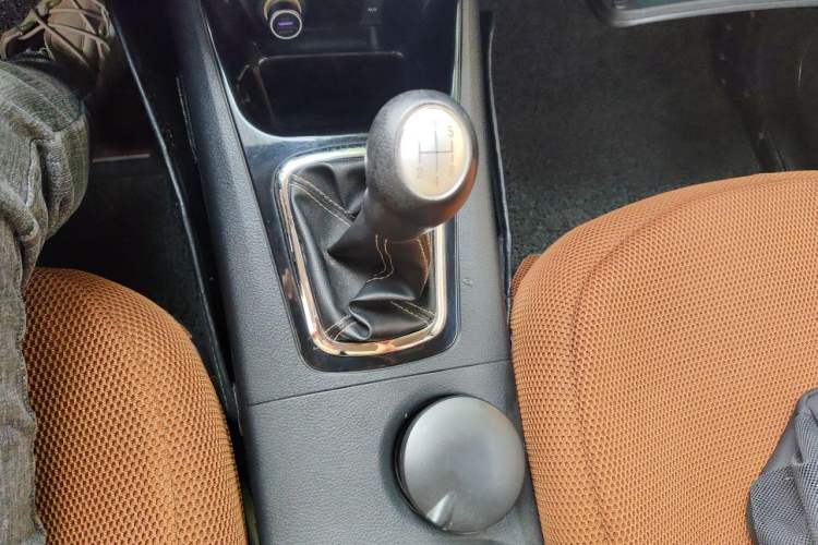 Used FORTHING Joyear X3 2014 1.5L Luxury Model Gear Lever