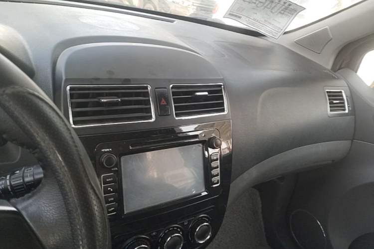 Used FORTHING Joyear X3 2014 1.5L Luxury Model Audio And AC Panel