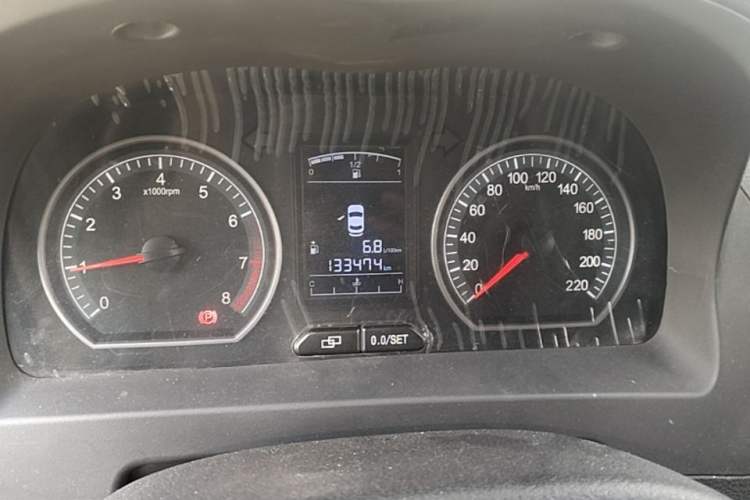 Used FORTHING Joyear X3 2014 1.5L Luxury Model Odometer Close Up