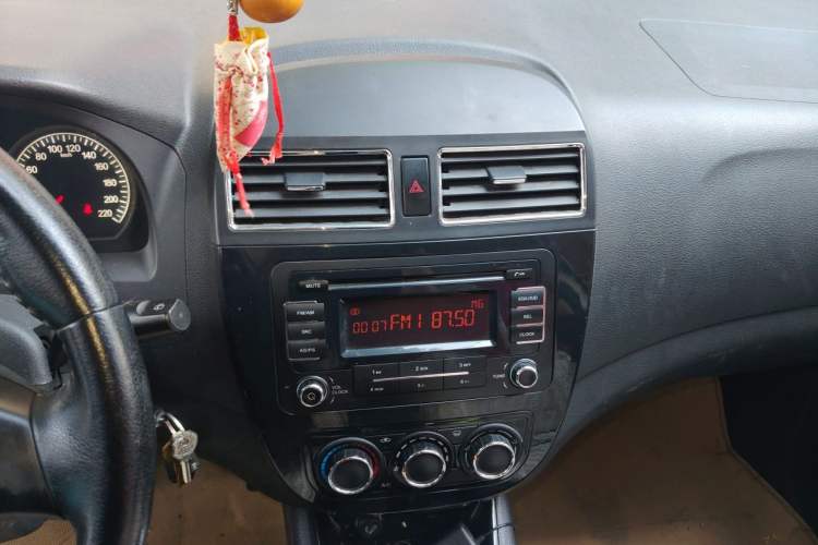 Used FORTHING Joyear X3 2014 1.5L Luxury Model Audio And AC Panel