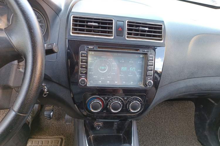Used FORTHING Joyear X3 2014 1.5L Luxury Model Audio And AC Panel