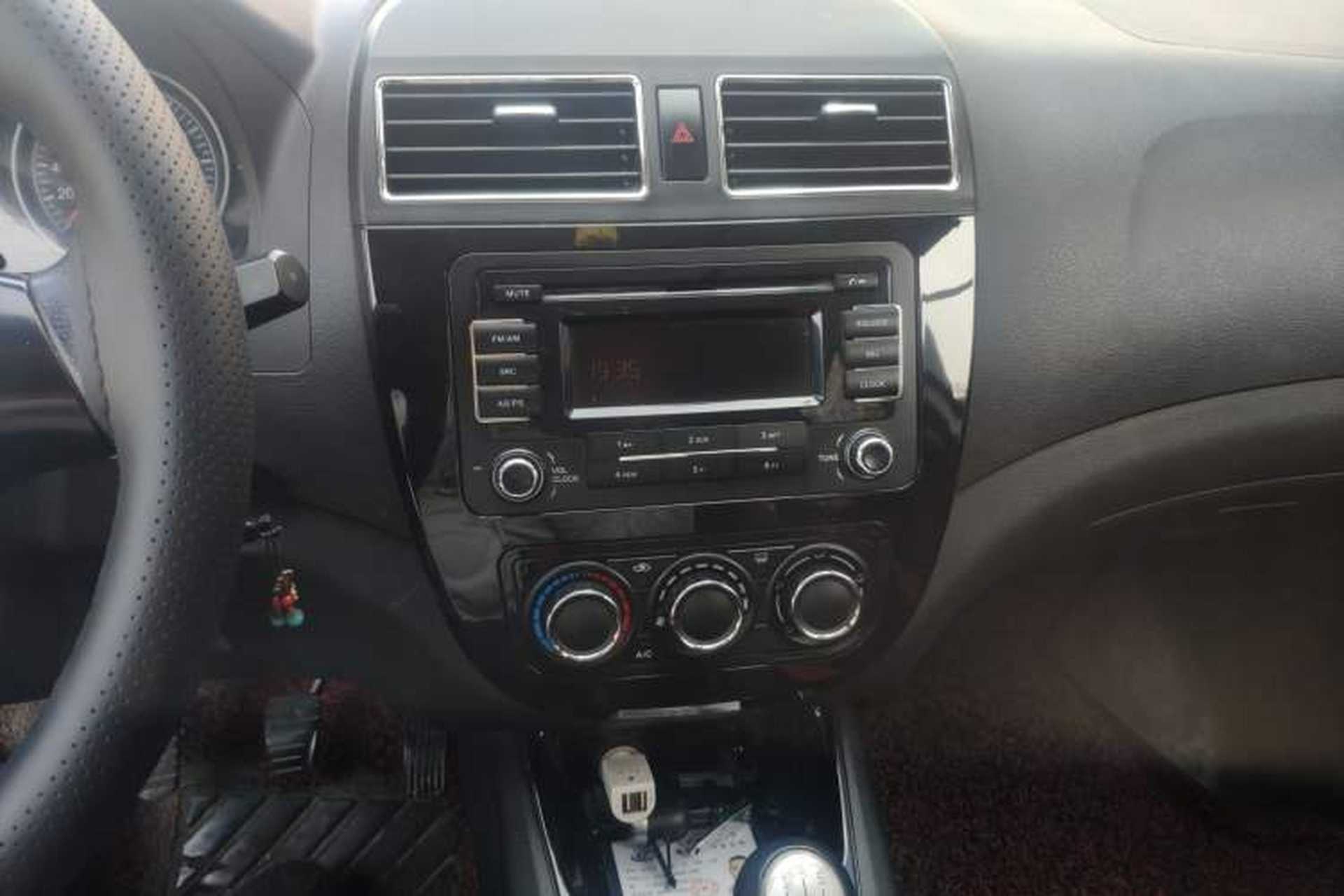 Used FORTHING Joyear X3 2014 1.5L Luxury Model Audio And AC Panel