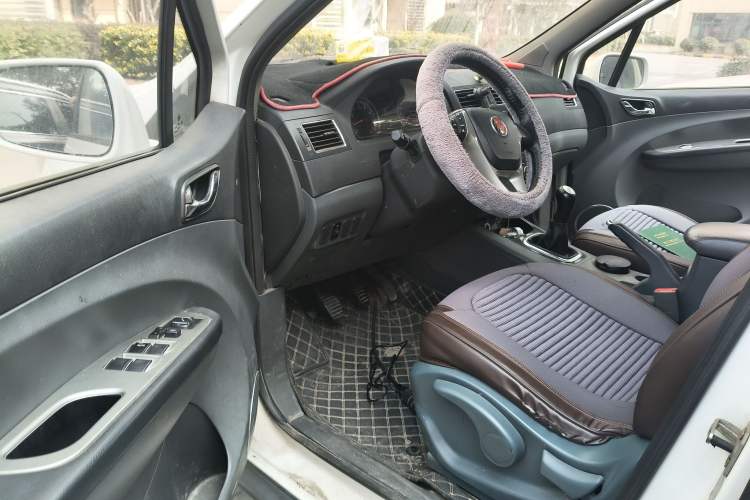 Used FORTHING Joyear X3 2014 1.5L Luxury Model Driver Seat