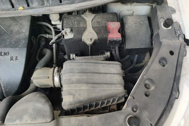 Used FORTHING Joyear X3 2014 1.5L Luxury Model Engine Bay Left