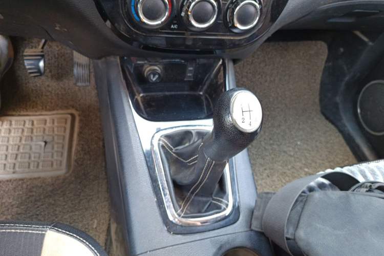 Used FORTHING Joyear X3 2014 1.5L Luxury Model Gear Lever