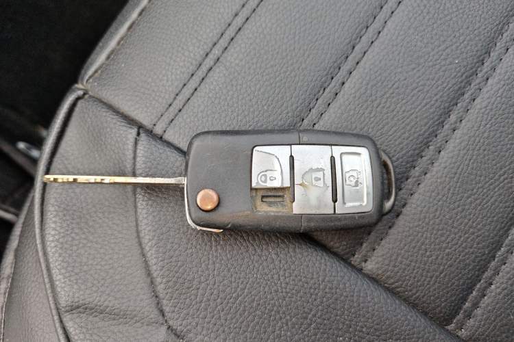 Used FORTHING Joyear X3 2014 1.5L Deluxe Edition Interior 1