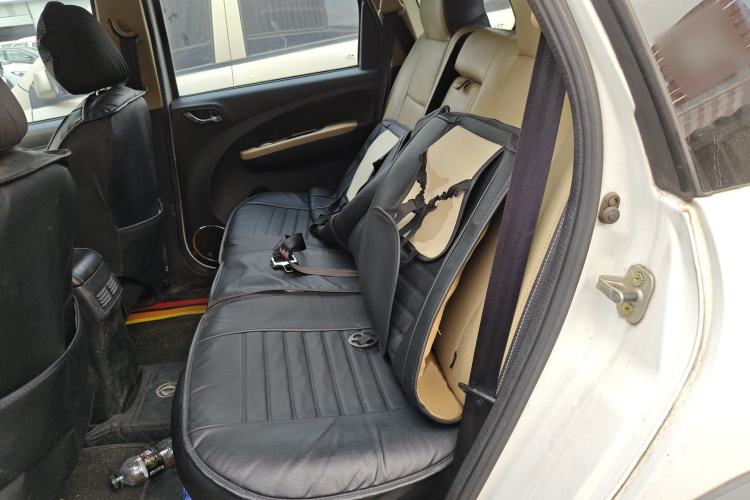 Used FORTHING Joyear X3 2014 1.5L Deluxe Edition Interior 4