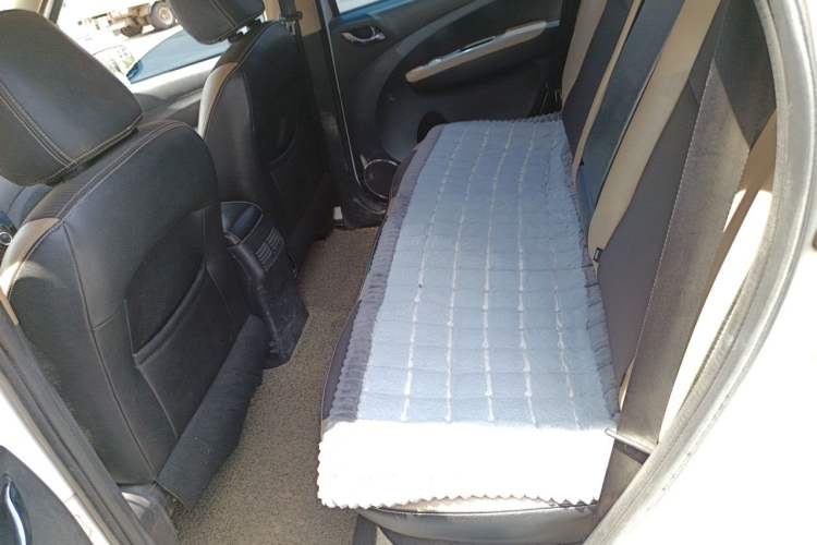 Used FORTHING Joyear X3 2014 1.5L Luxury Model Left Rear Seat