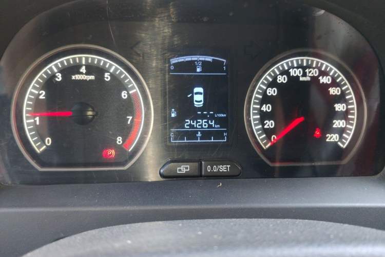 Used FORTHING Joyear X3 2014 1.5L Luxury Model Odometer Close Up