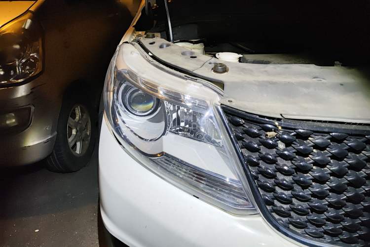 Used FORTHING Joyear X3 2014 1.5L Luxury Model Right Front Headlight