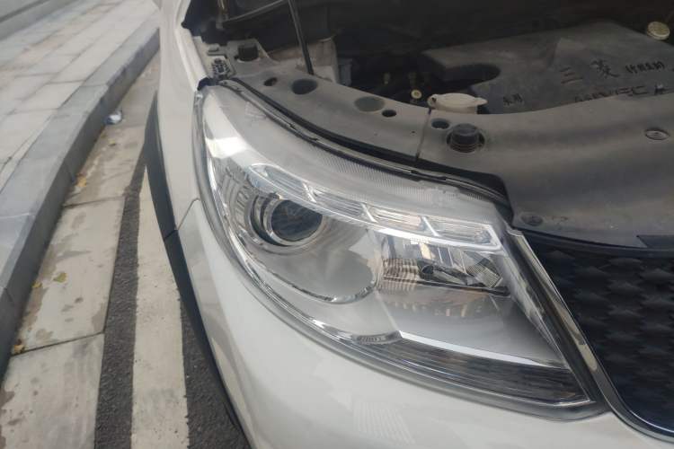 Used FORTHING Joyear X3 2014 1.5L Luxury Model Right Front Headlight