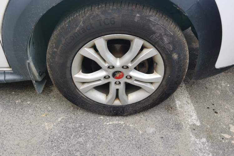 Used FORTHING Joyear X3 2014 1.5L Luxury Model Right Front Wheel Hub